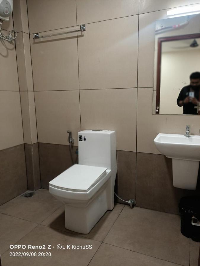 Mhb Μοτέλ Kochi Εξωτερικό φωτογραφία